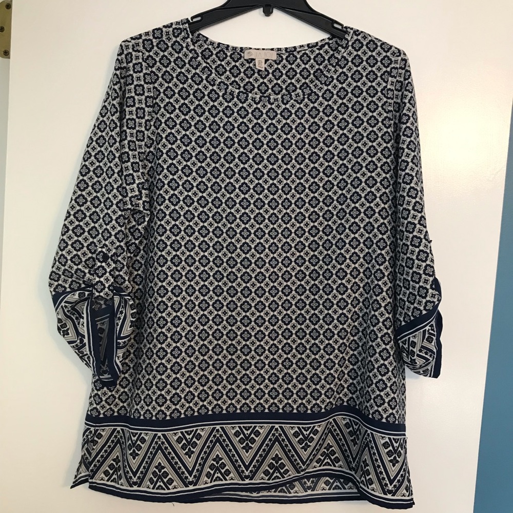 Floral Geometric Tunic Top